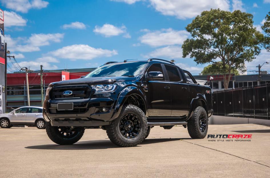 FORD-RANGER-VAPOR-MATTE-BLACK